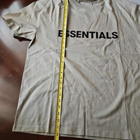 Fear of God Essentials NWT SS20 T-Shirt Oversized Moss Men’s M PacSun Authentic - Picture 8 of 10
